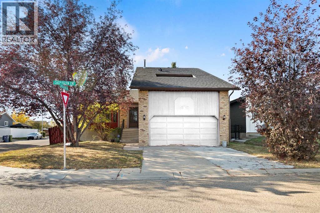 48 Castleglen Court NE - 1