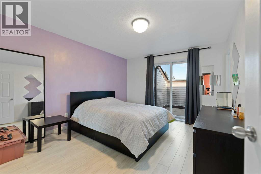 48 Castleglen Court NE - 17