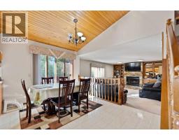 48 Castleglen Court NE - photo 11