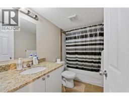 48 Castleglen Court NE - photo 24