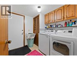 48 Castleglen Court NE - photo 25
