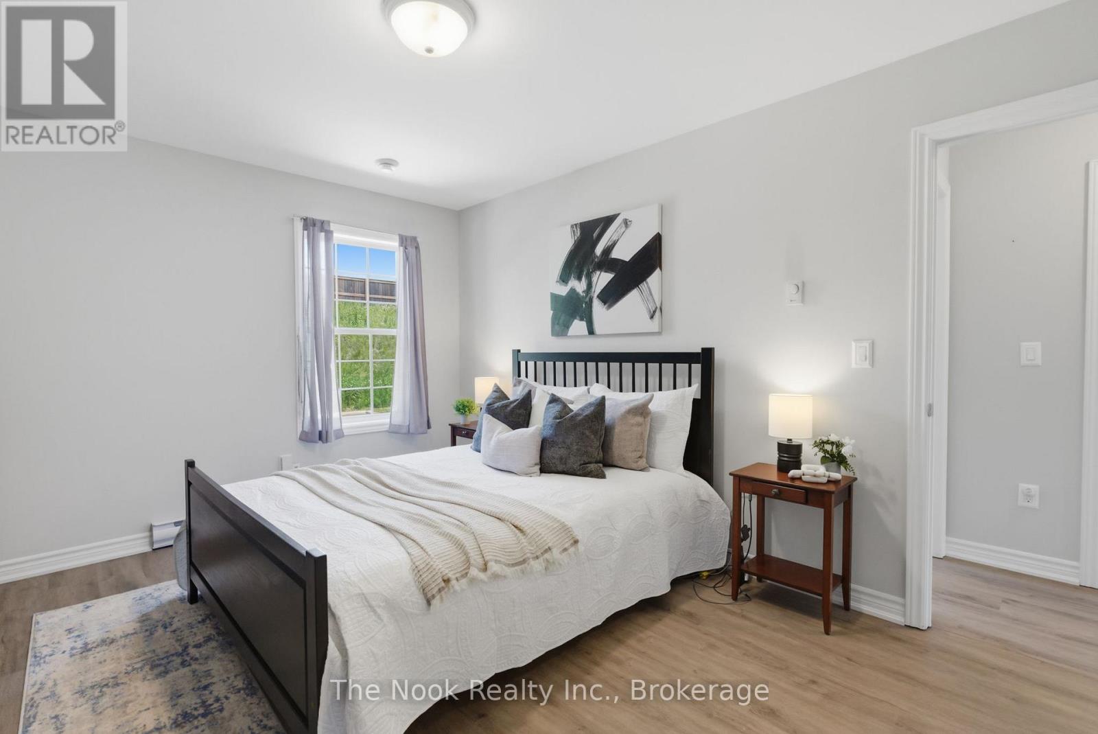 #506 470 LONSBERRY DRIVE - 15