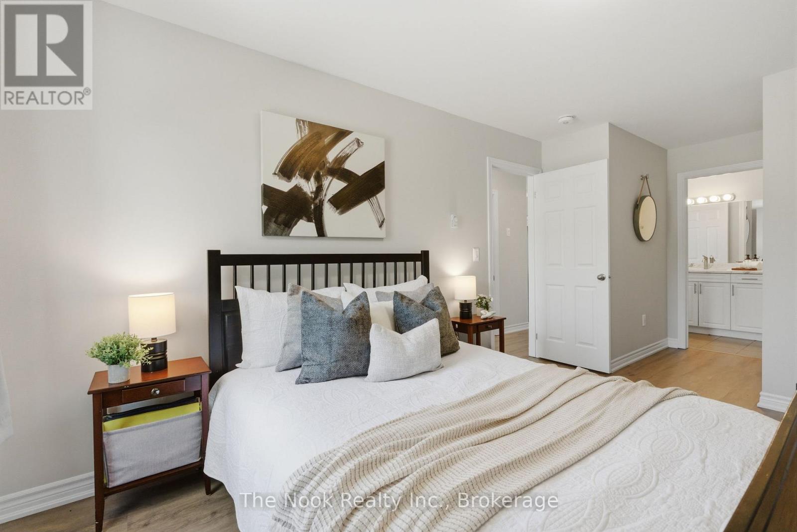#506 470 LONSBERRY DRIVE - 16