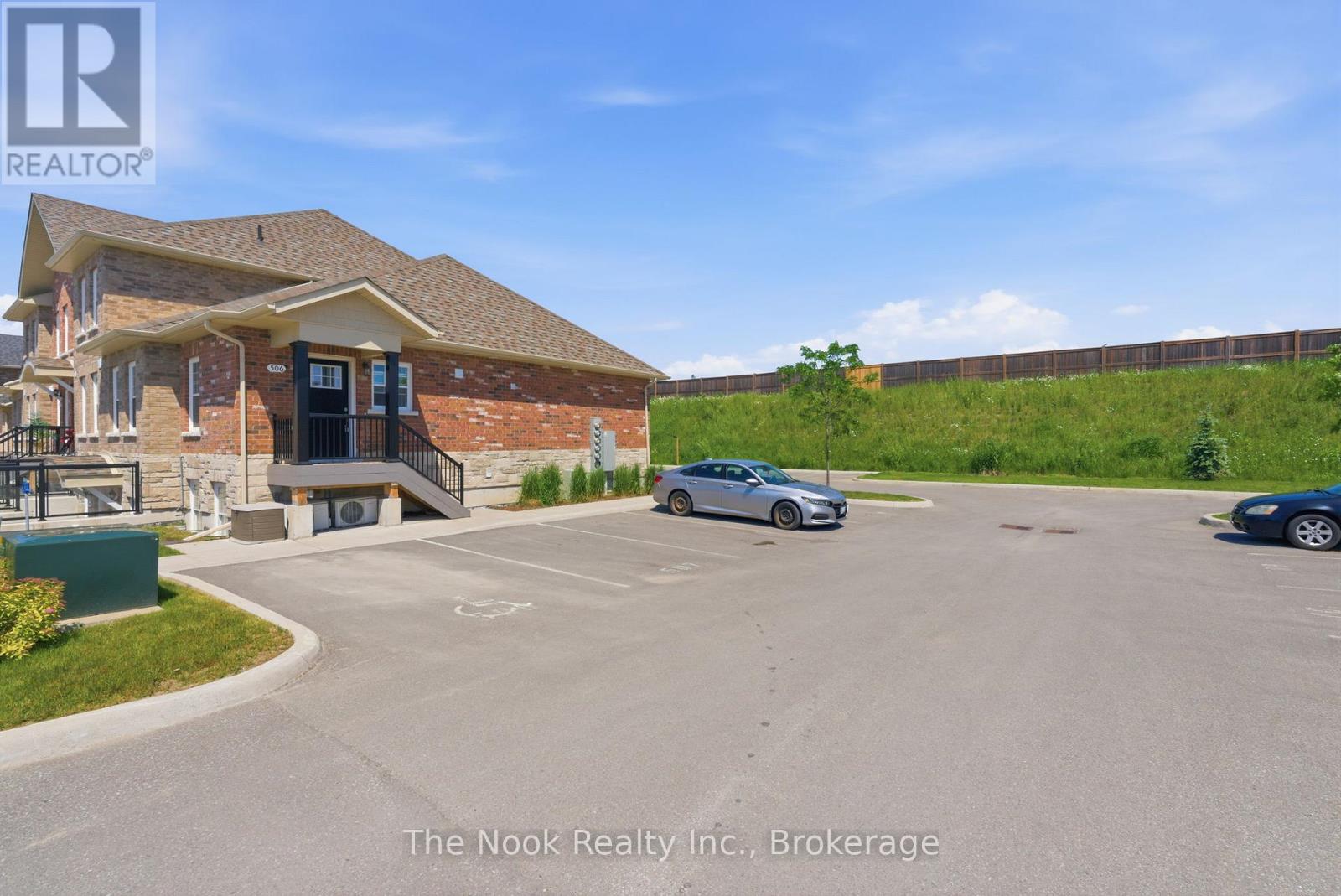 #506 470 LONSBERRY DRIVE - 20