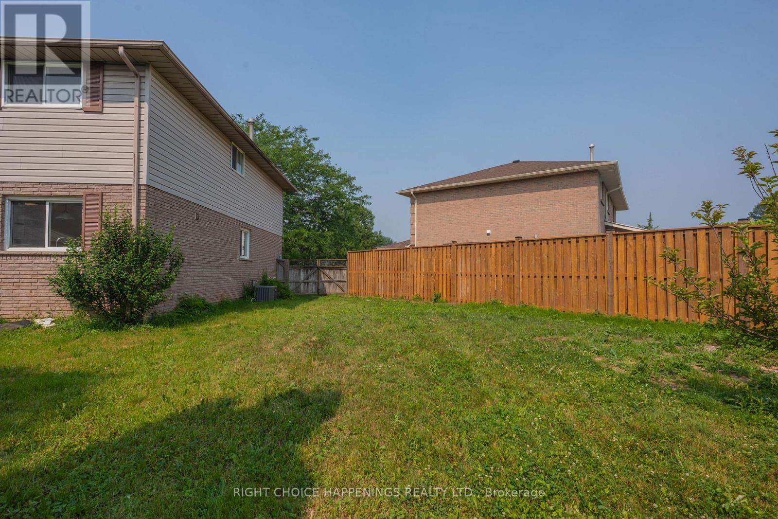 36 HICKORY COURT - 18