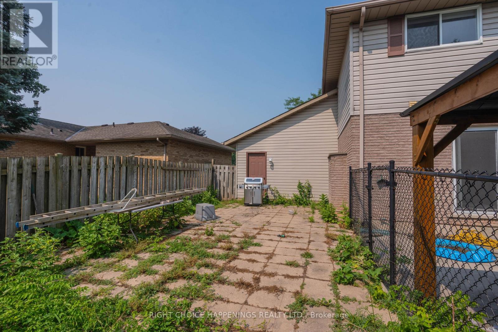 36 HICKORY COURT - 20