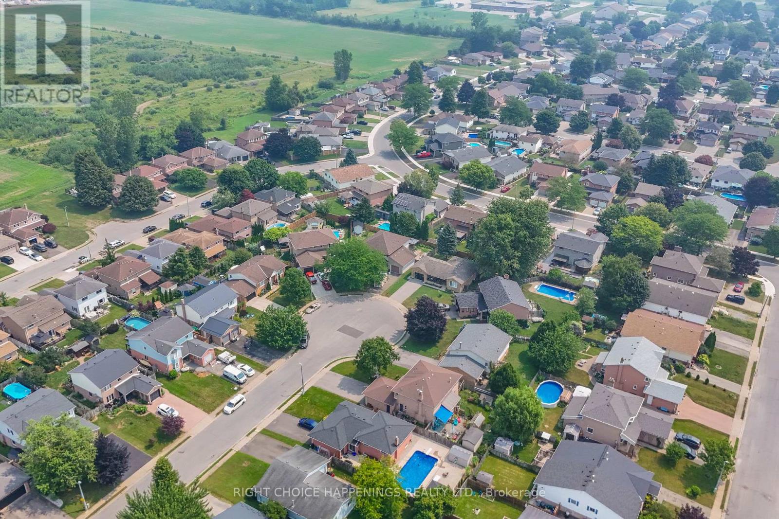 36 HICKORY COURT - 22