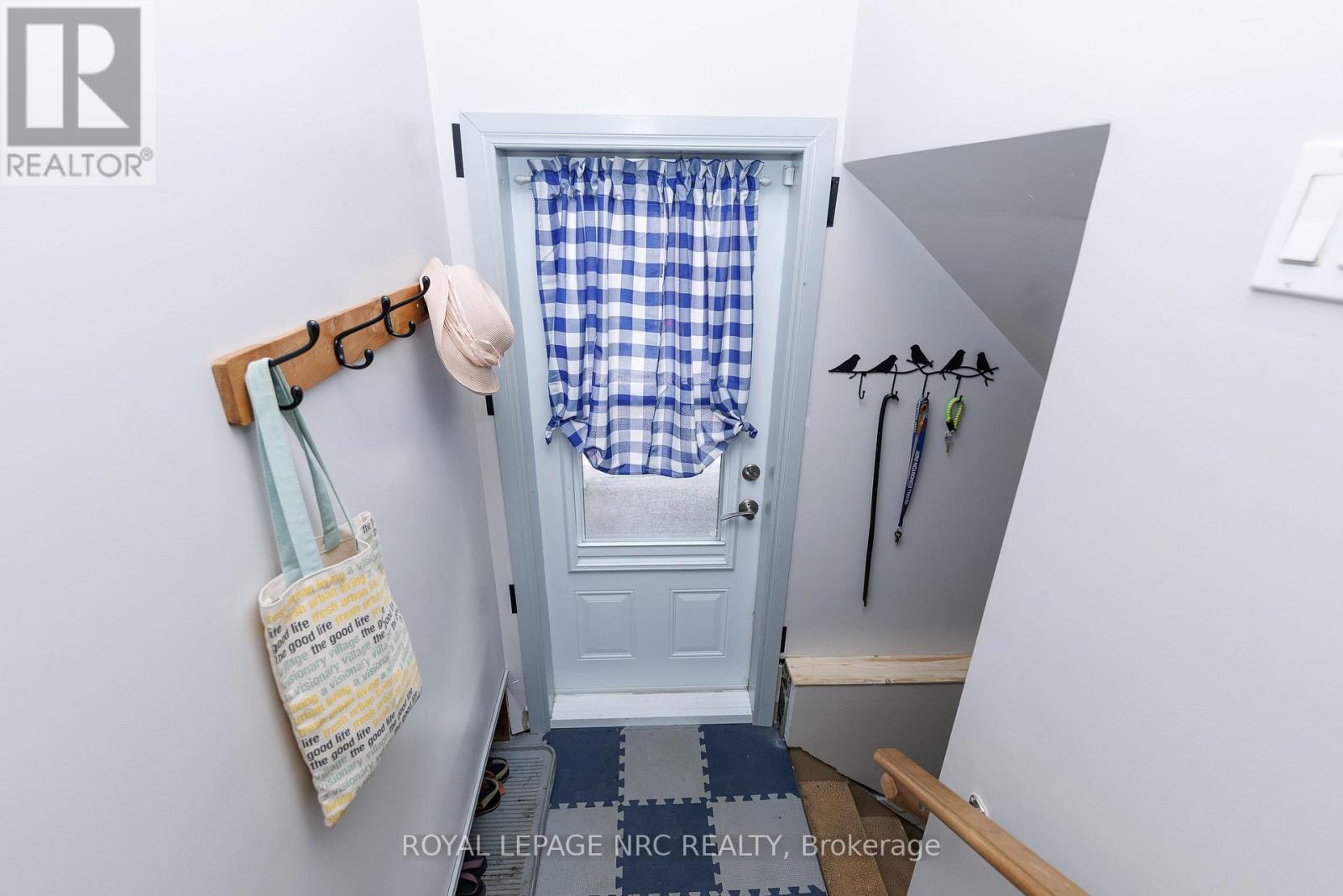 294 DAVIS STREET - 35