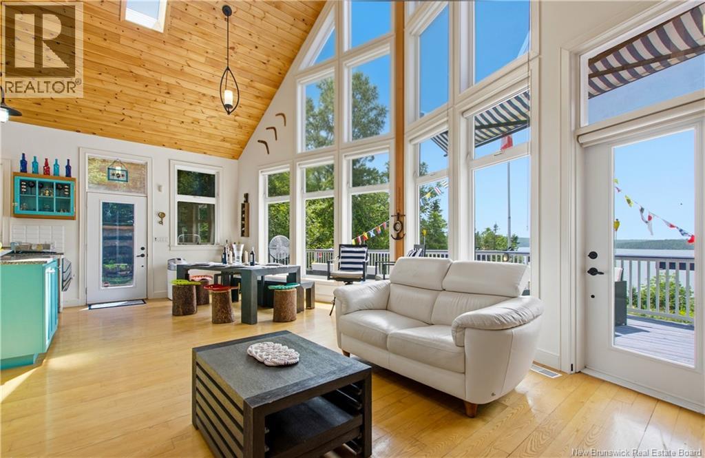 240 Hills Point Road - Image 18