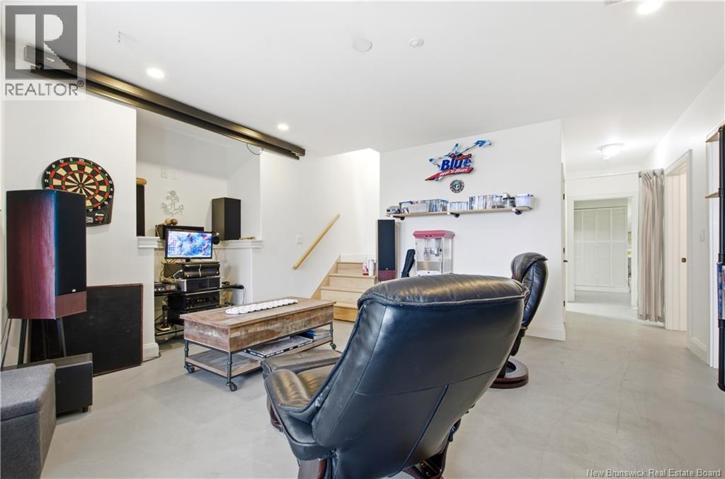 240 Hills Point Road - 29