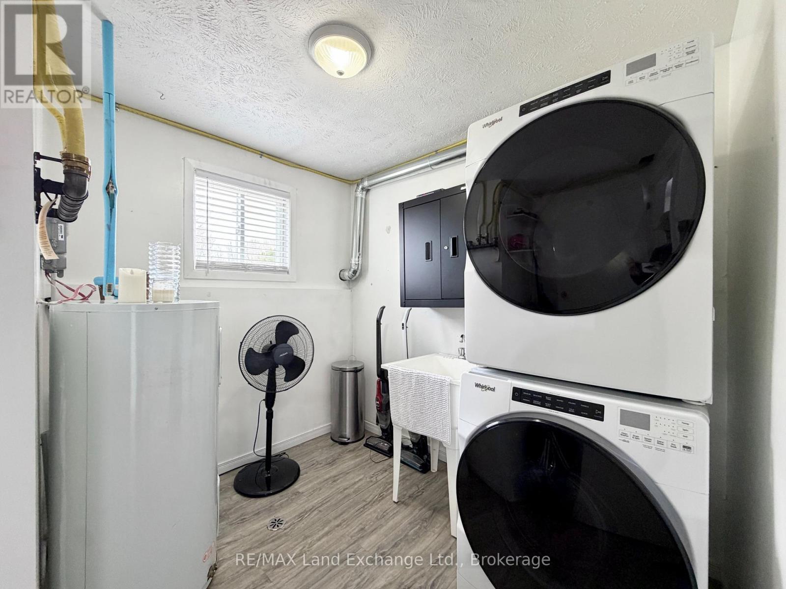375 LANSDOWNE STREET - 22