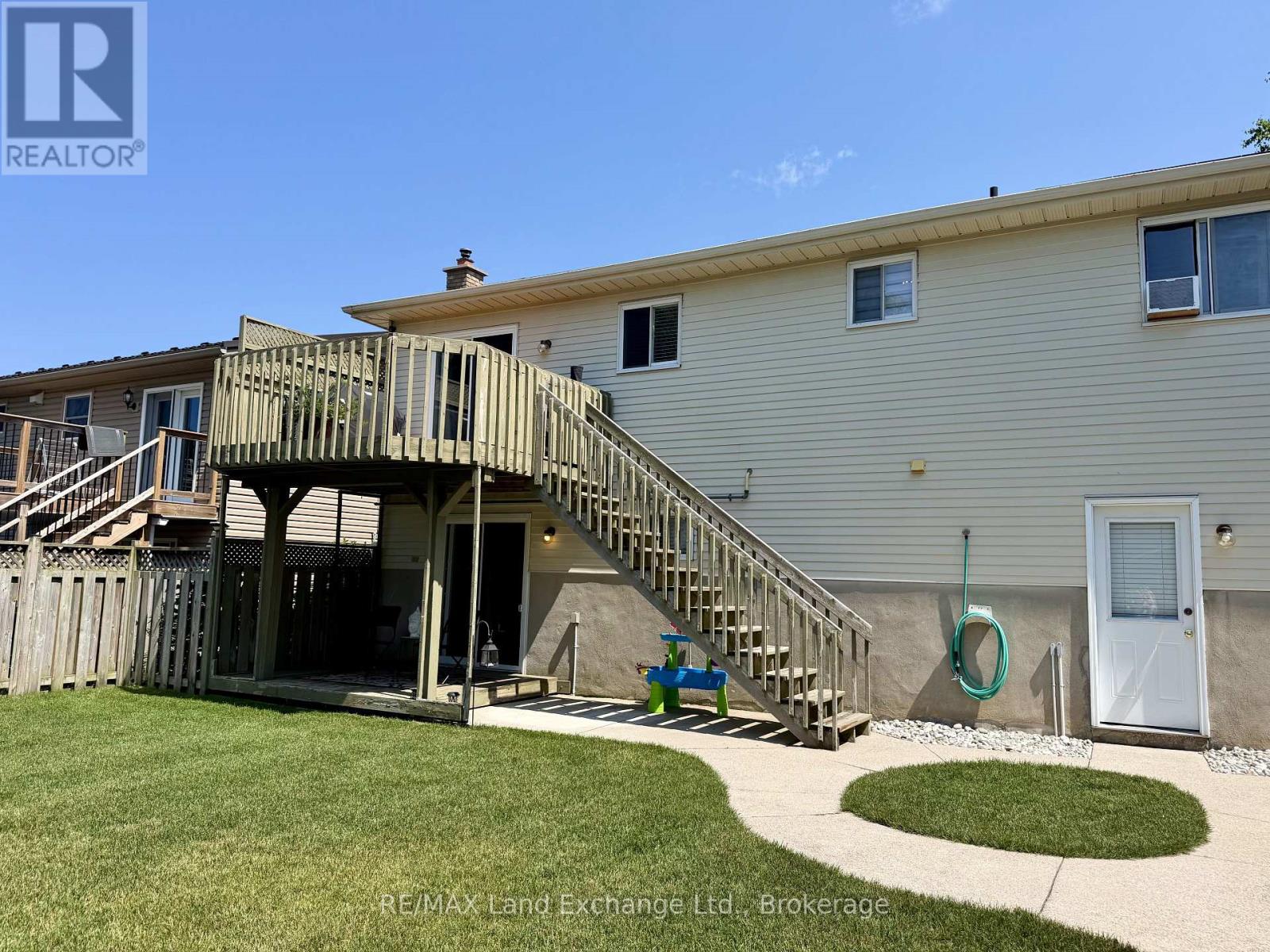 375 LANSDOWNE STREET - 23
