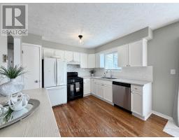 Laundry room - 375 Lansdowne Street, Saugeen Shores, ON N0H2L0 Photo 9
