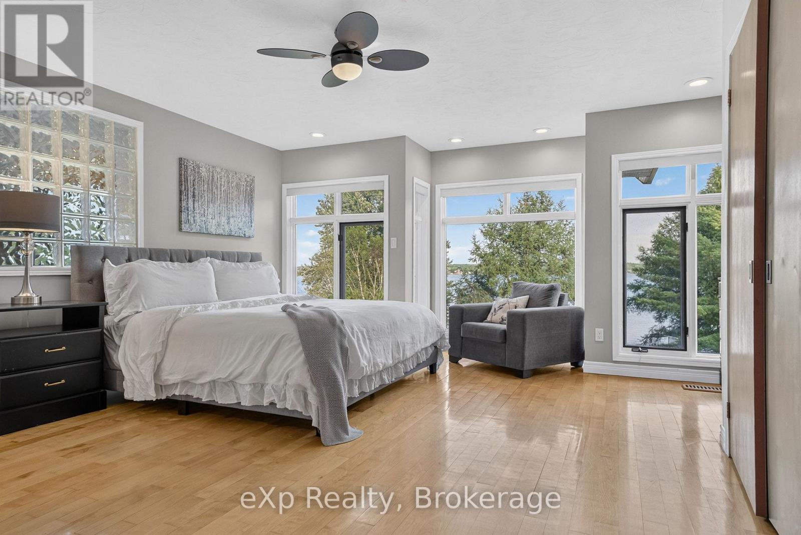 263 LAURIER STREET W - 16