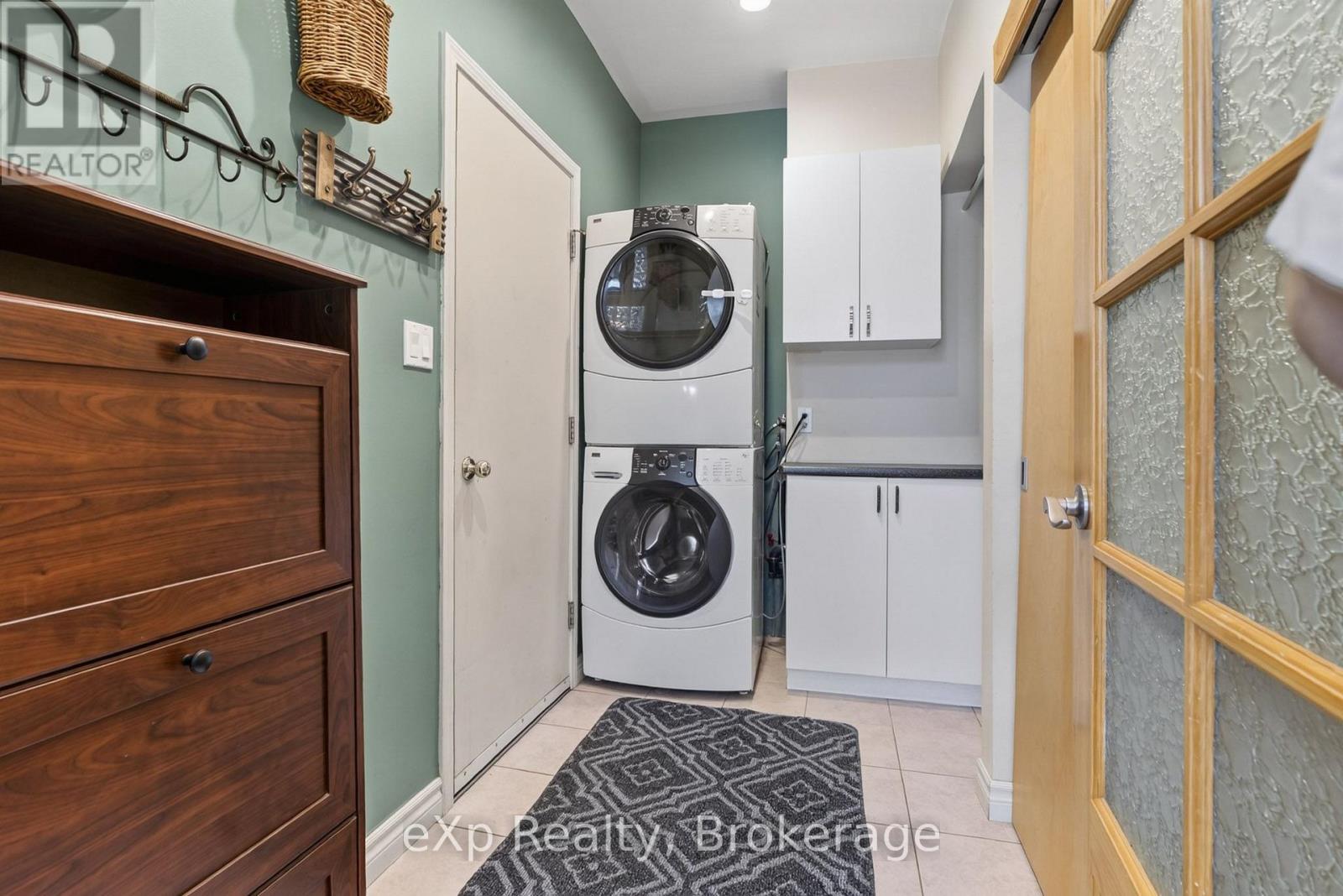 263 LAURIER STREET W - 23