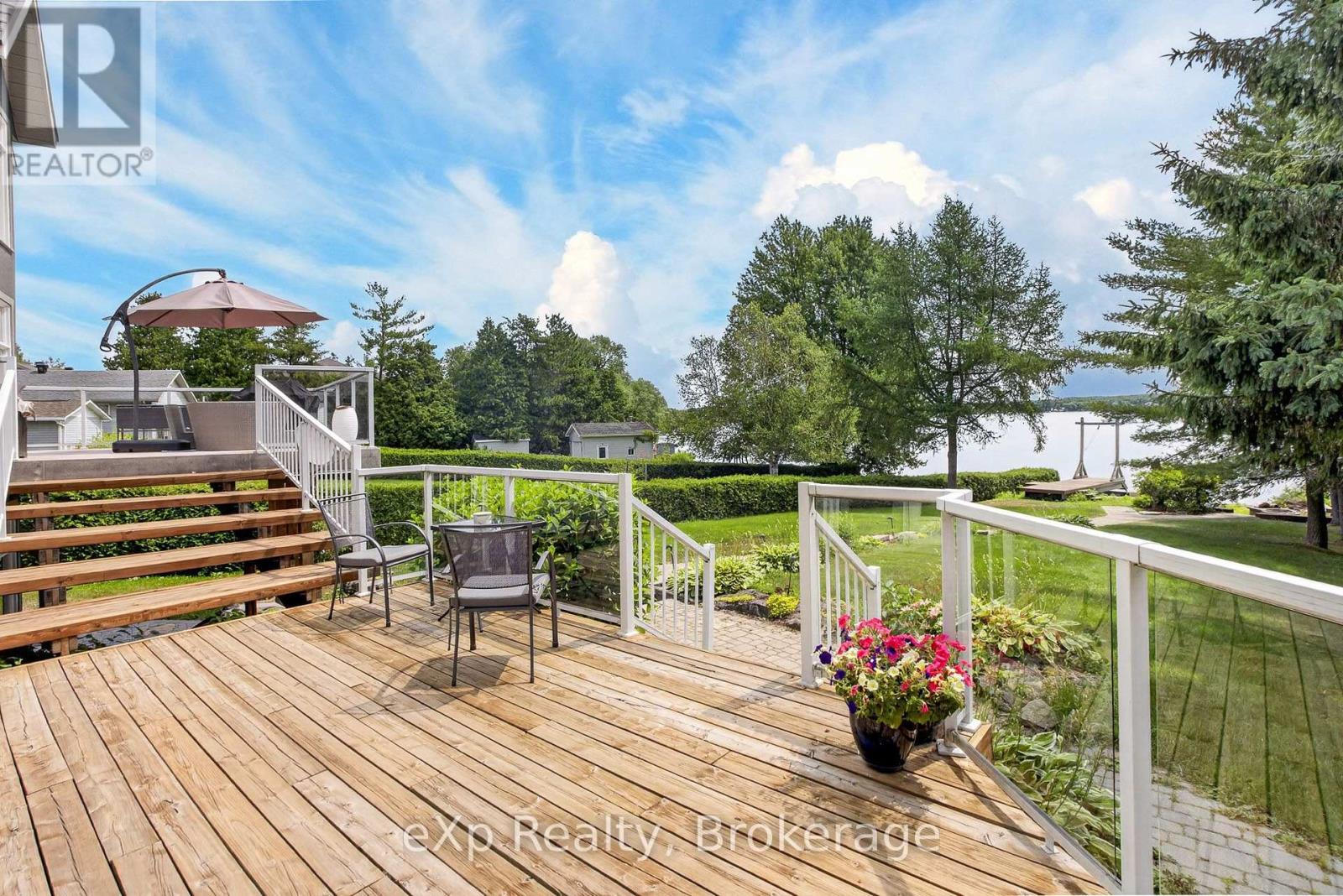 263 LAURIER STREET W - 30