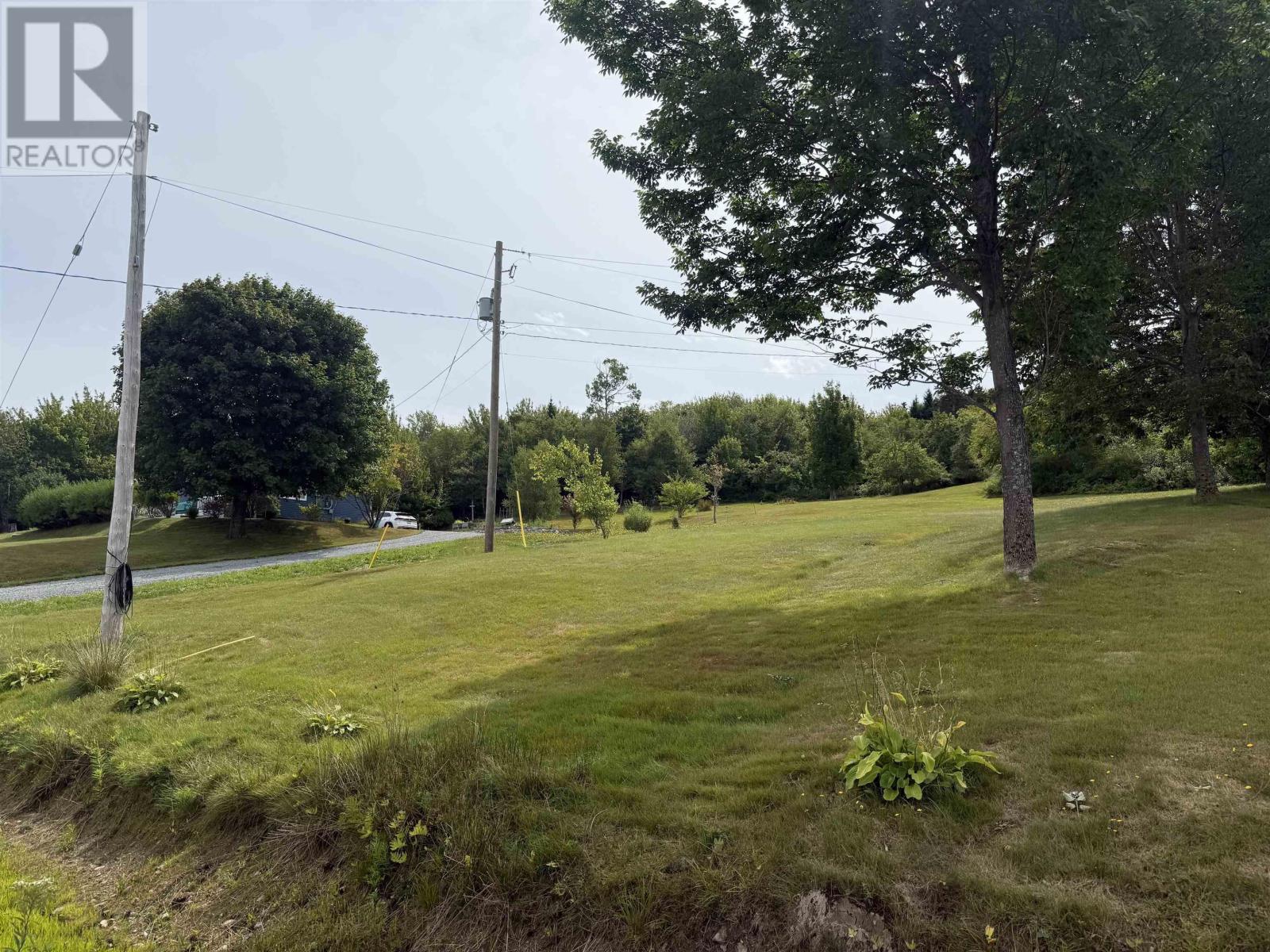 9361 16 Highway - 25