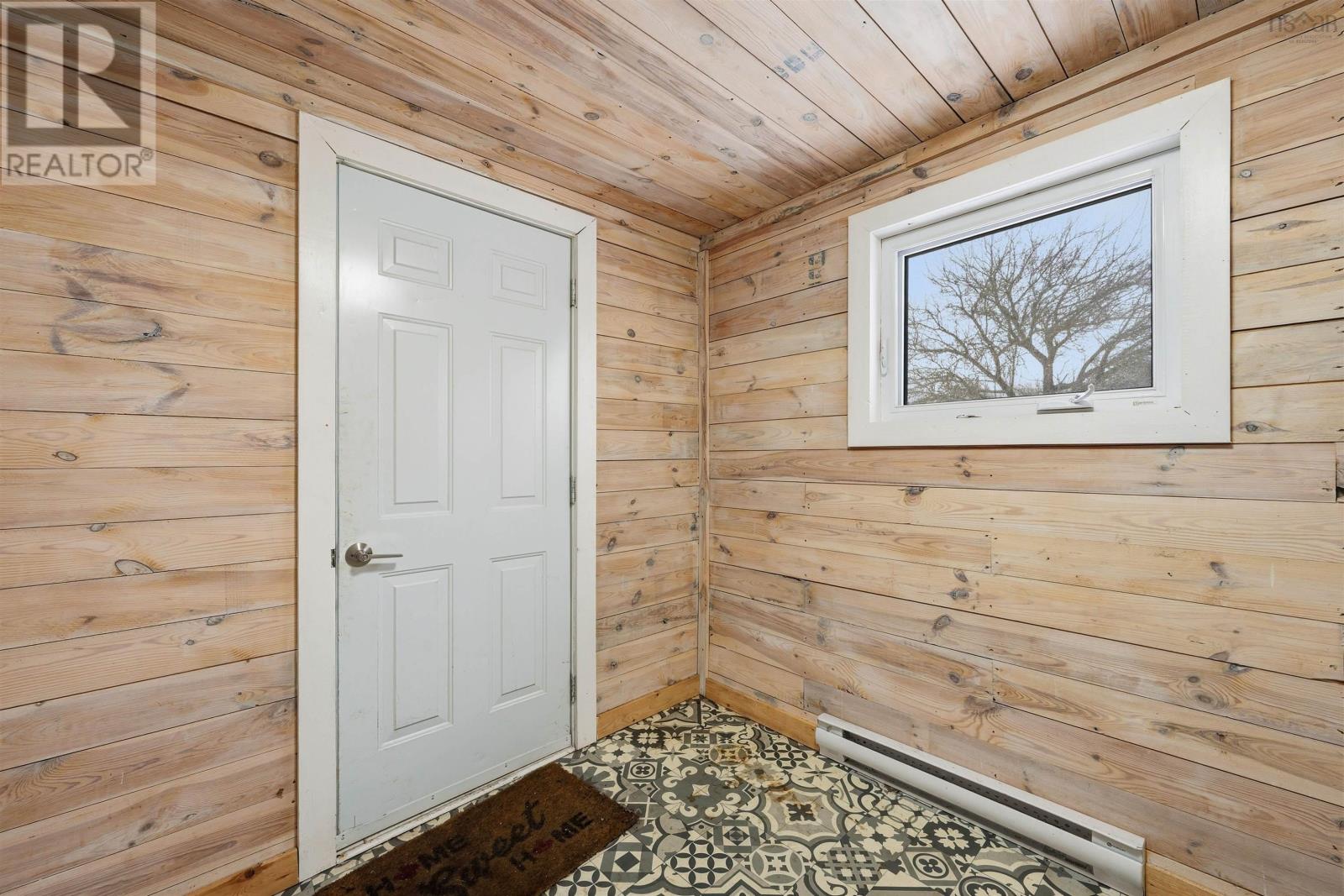 48 Johnson Avenue - 19