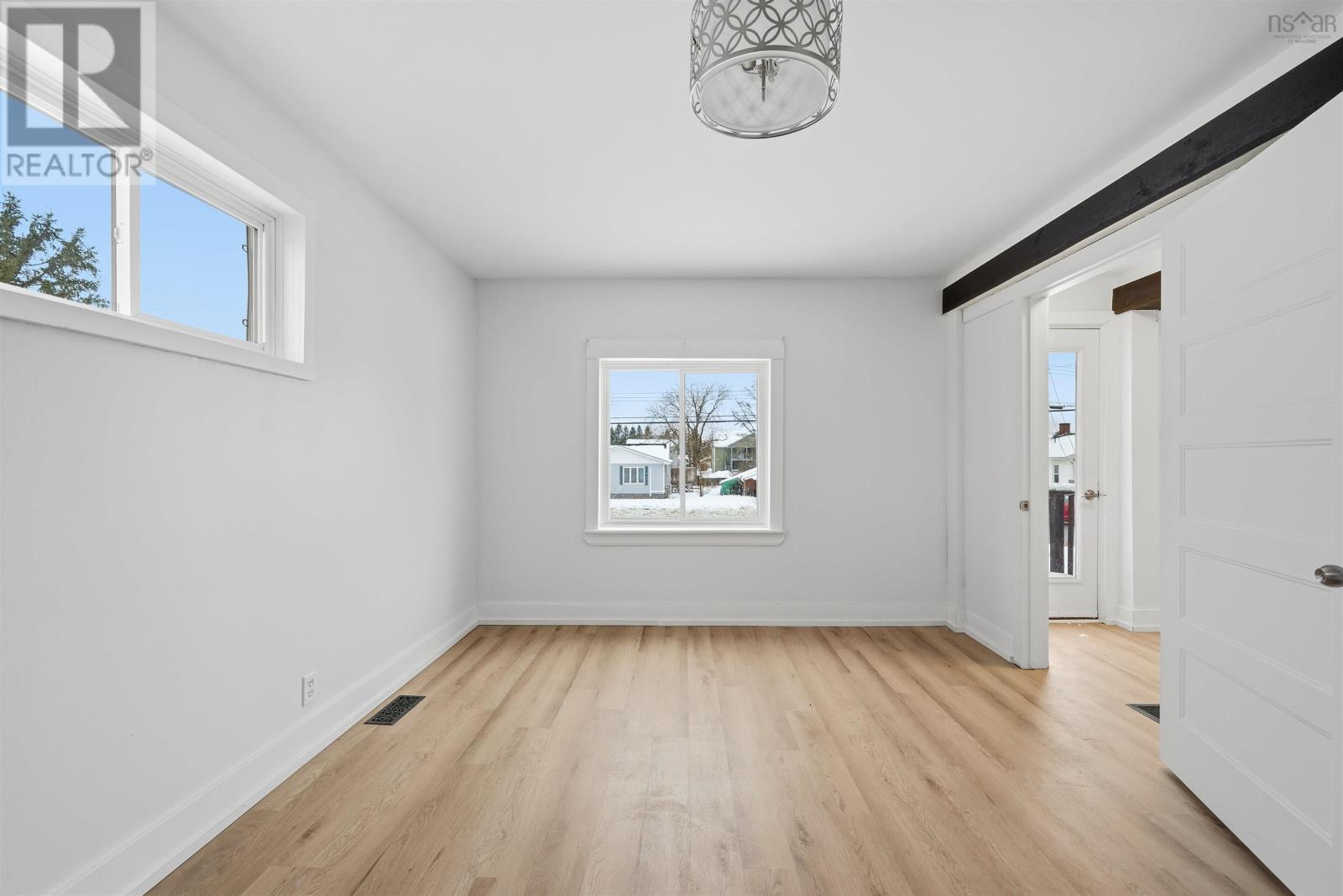 48 Johnson Avenue - 21