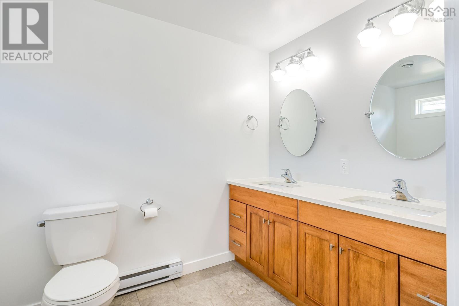 38 Ashcroft Avenue - 27