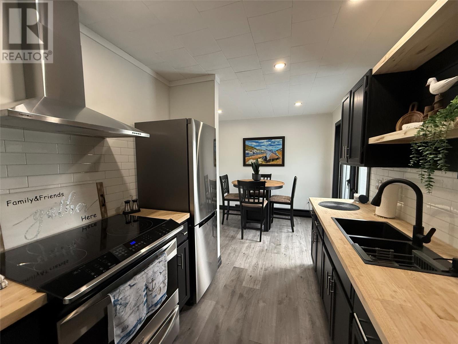 81 Main Street - 6