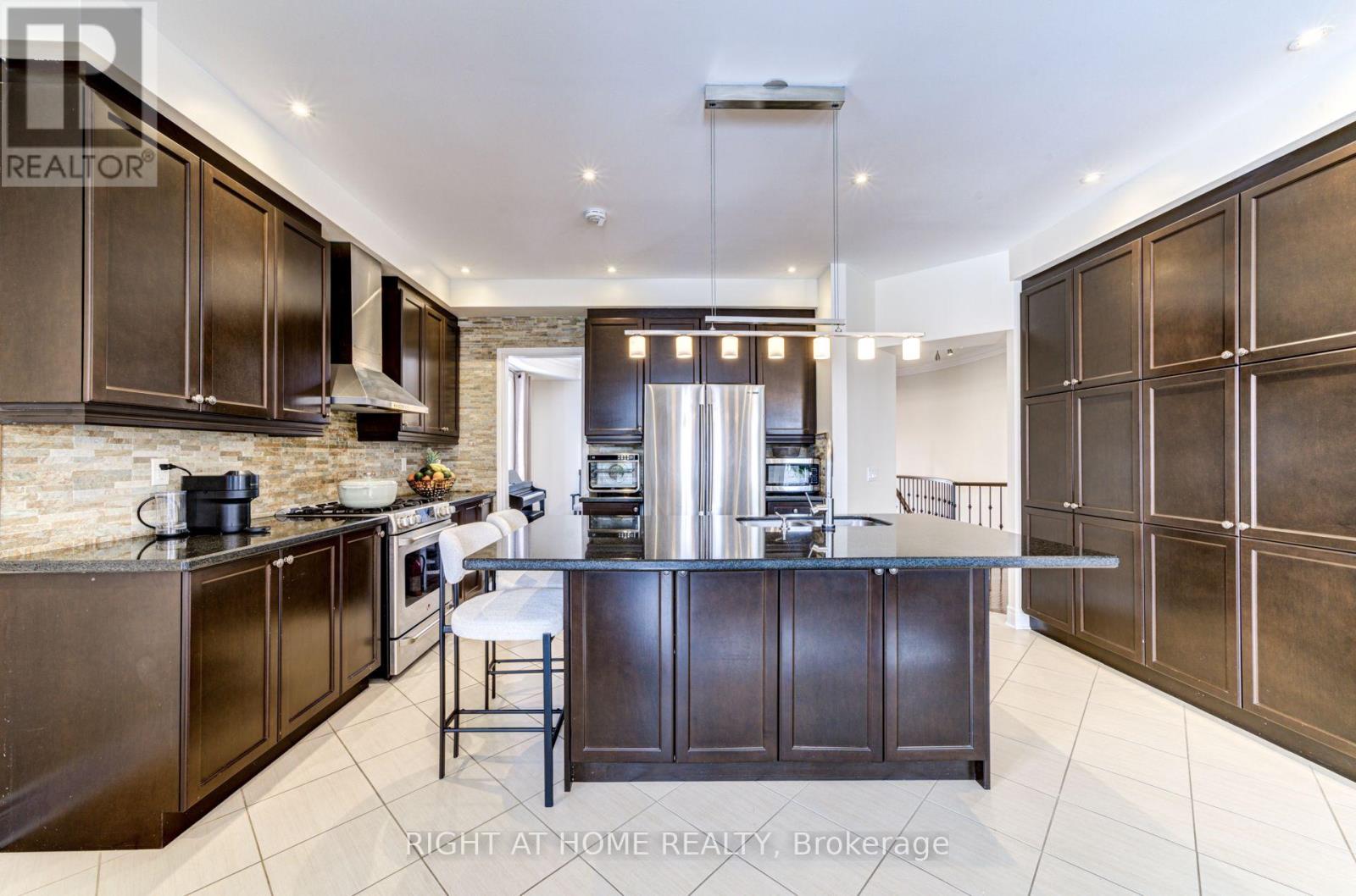 74 ROYAL PARK BOULEVARD - Image 12