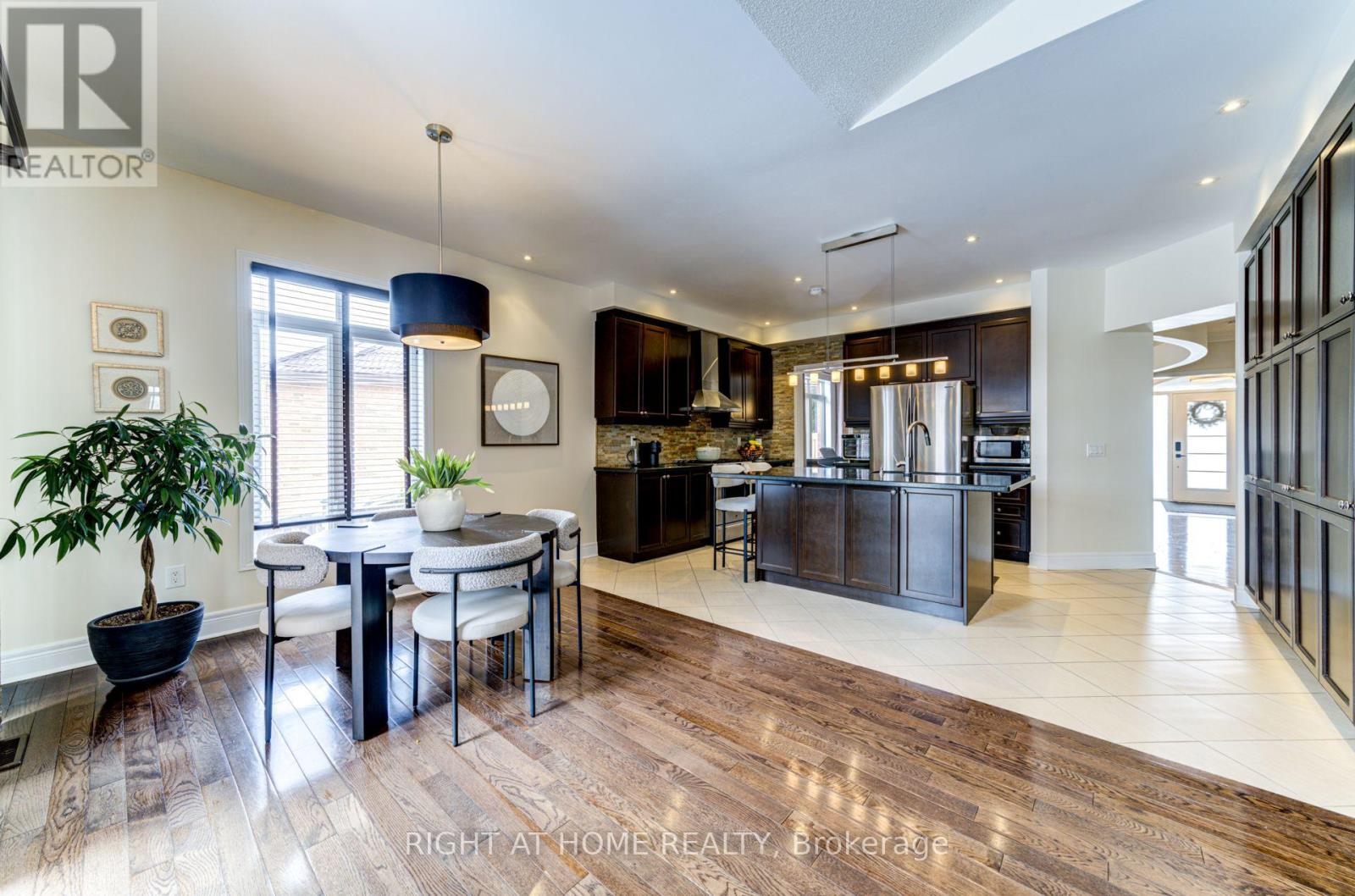 74 ROYAL PARK BOULEVARD - 17