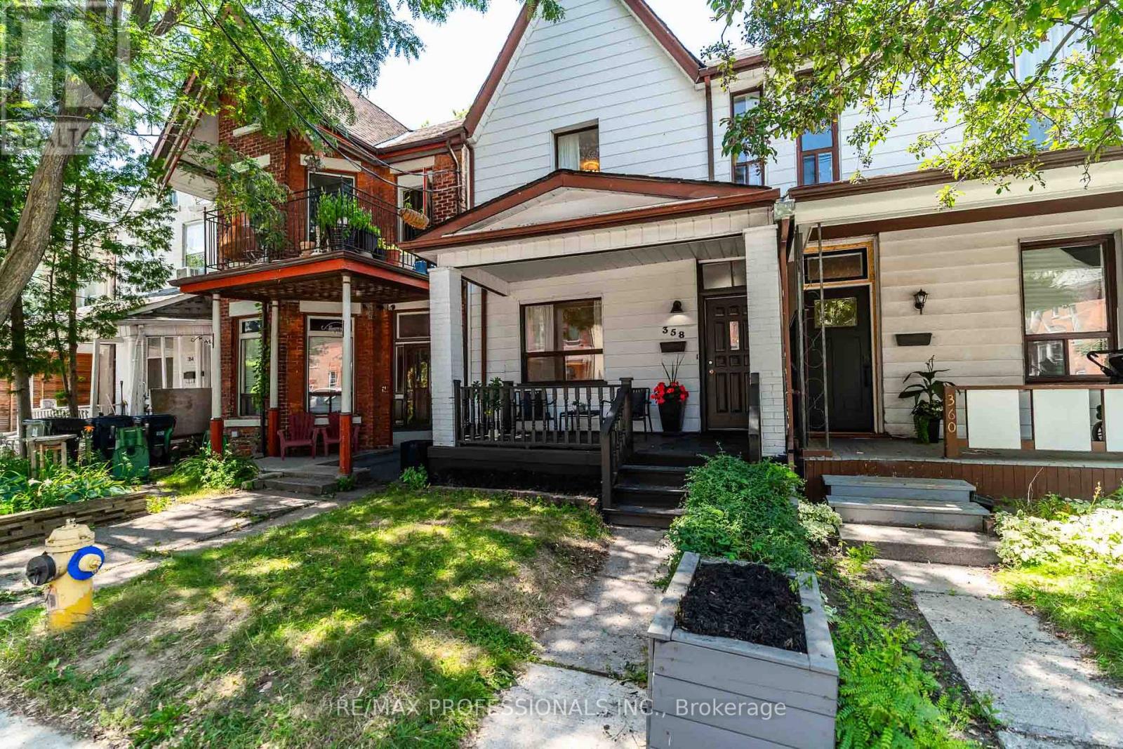 358 PACIFIC AVENUE - 1