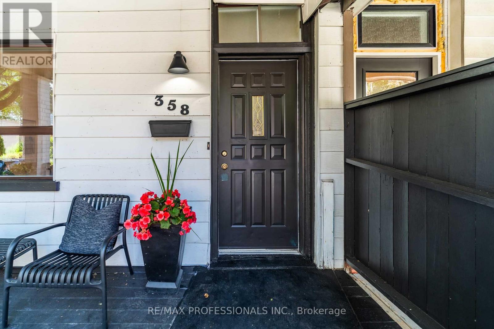 358 PACIFIC AVENUE - 2