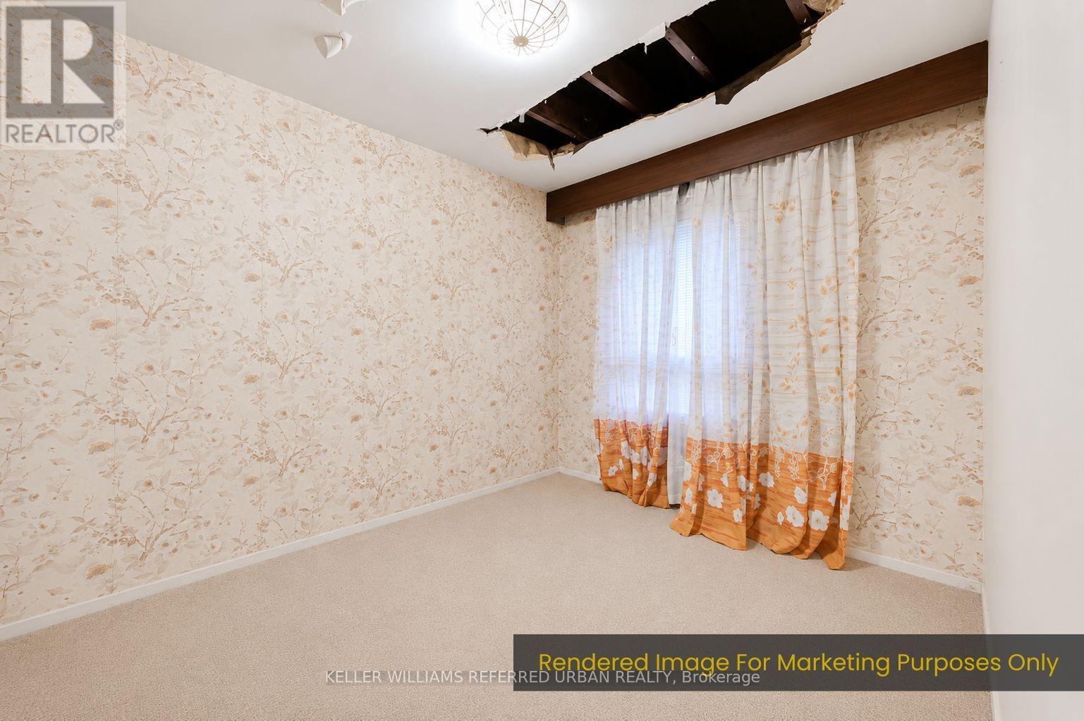 7 SAUNDERS CRESCENT - 16