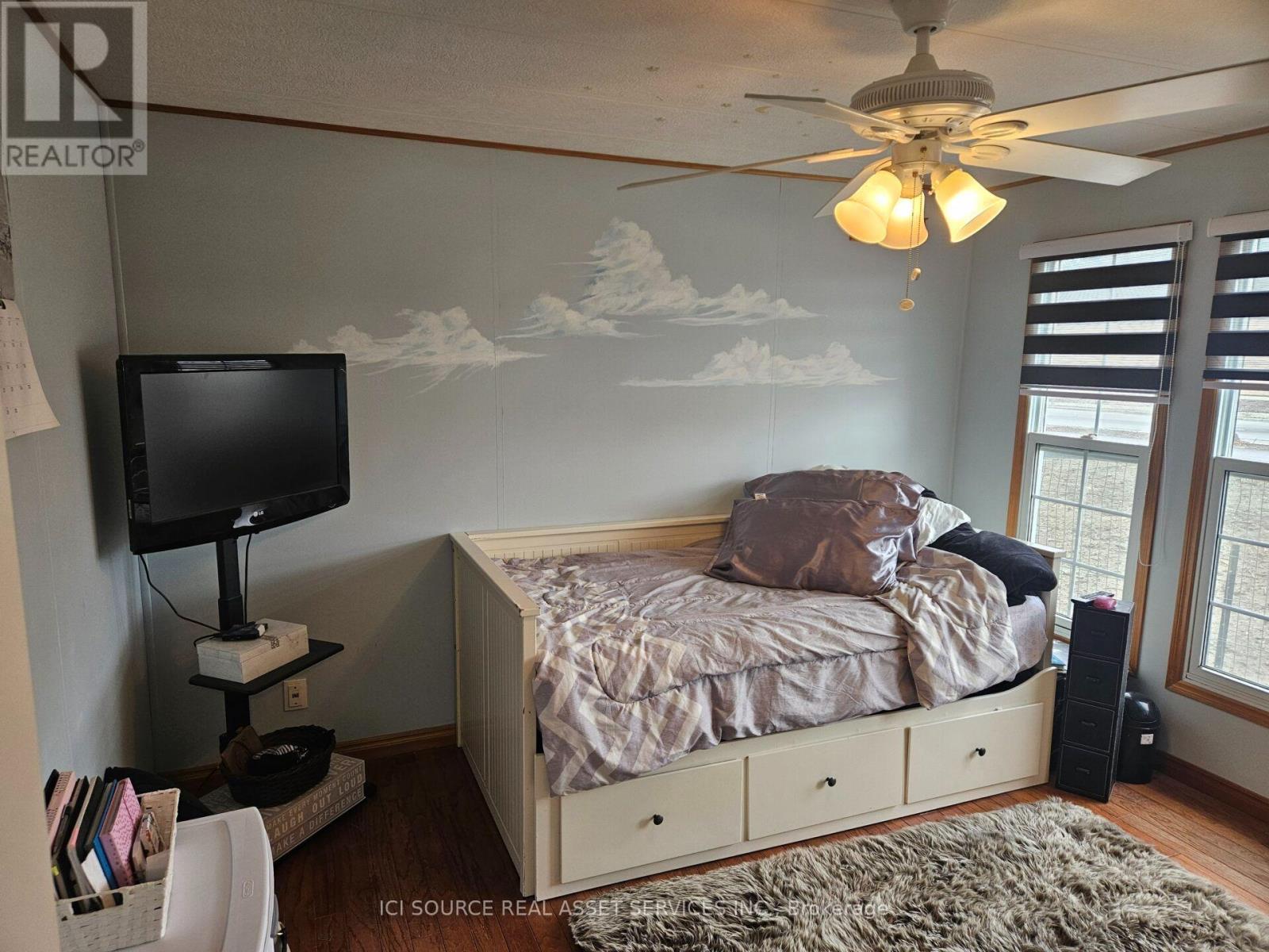 #SITE 14 580 BEAVER CREEK ROAD - 22