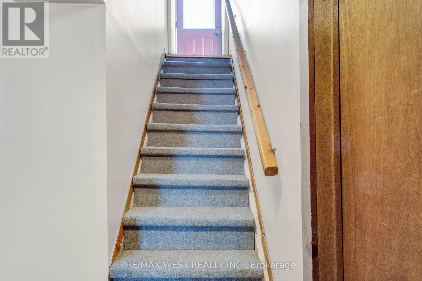 15 MILLWOOD ROAD - 11