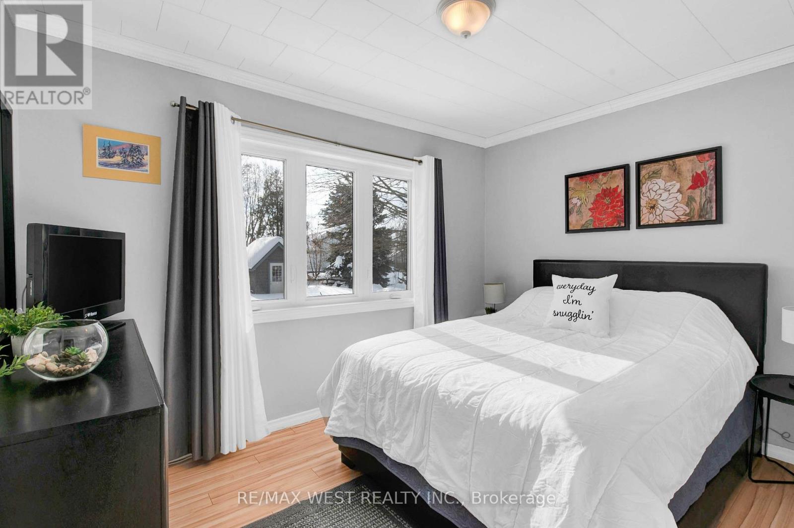 15 MILLWOOD ROAD - 8