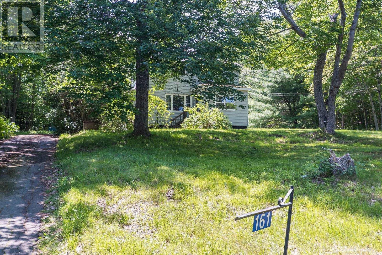 161 Lakeview Road - 35