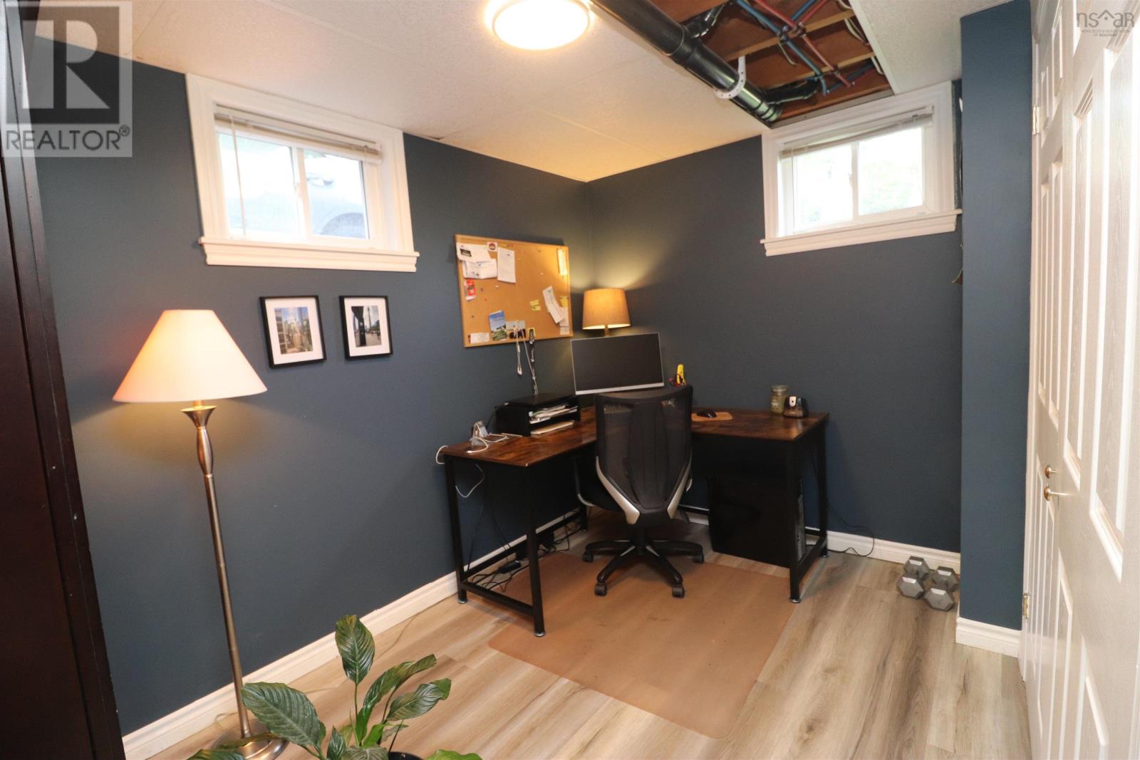 578 GREENFIELD Road - Image 25