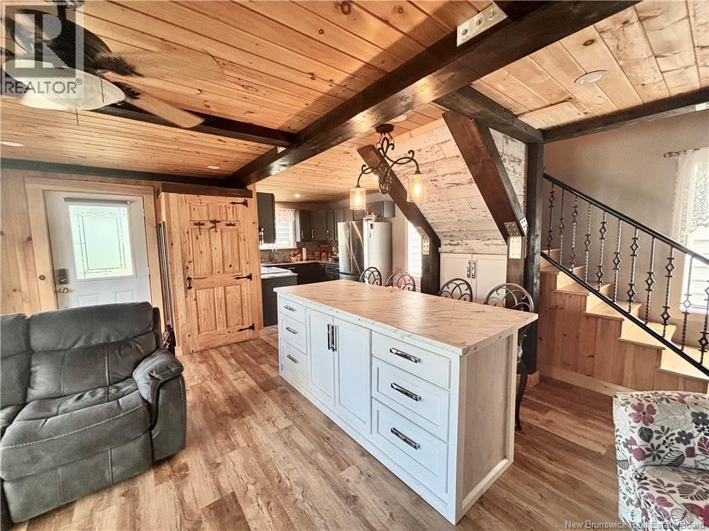 3663 rue Luce - 17