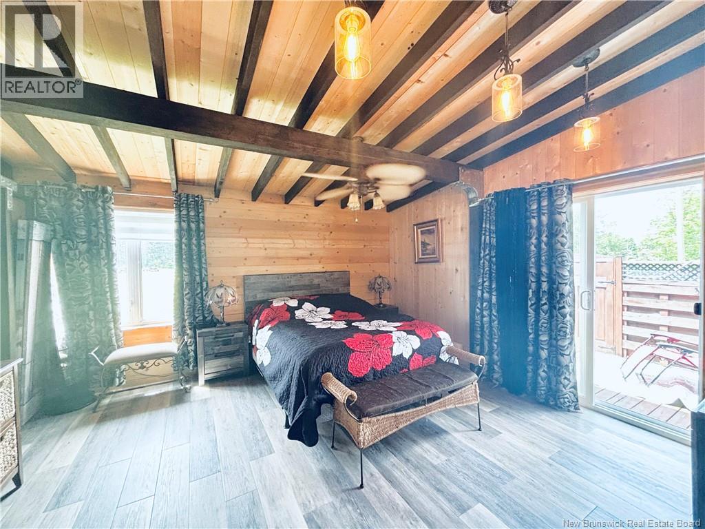 3663 rue Luce - 22