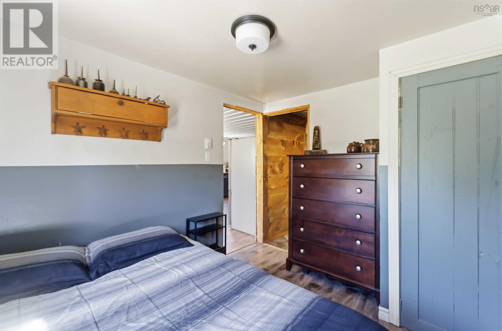 Property 27 of 45 of 552 Beaconsfield Road