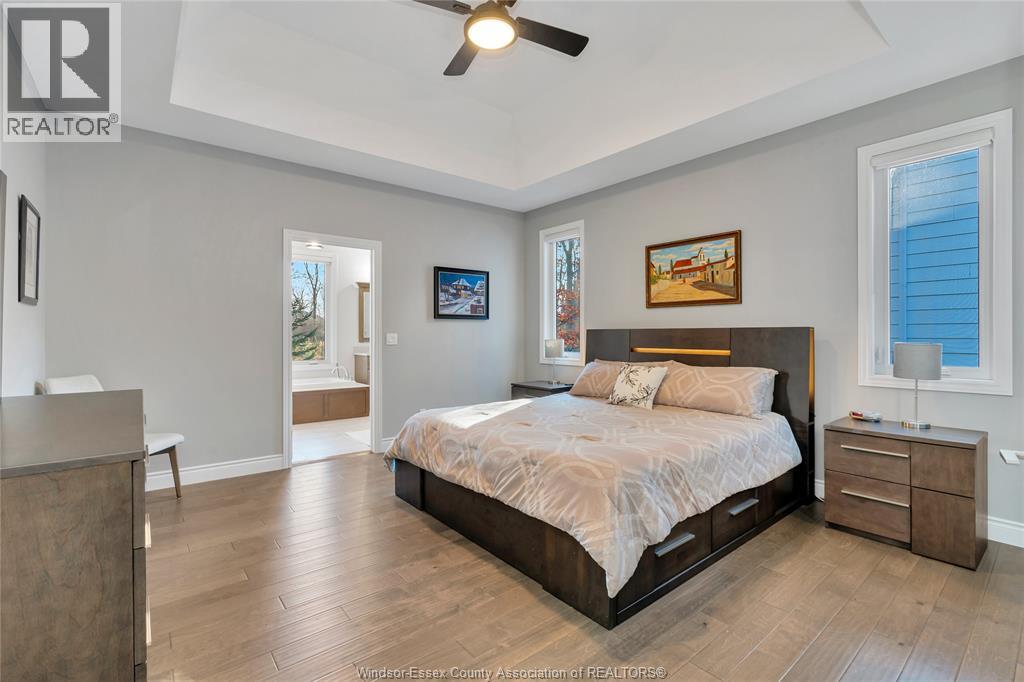 295 CRYSTAL BAY DRIVE - 23