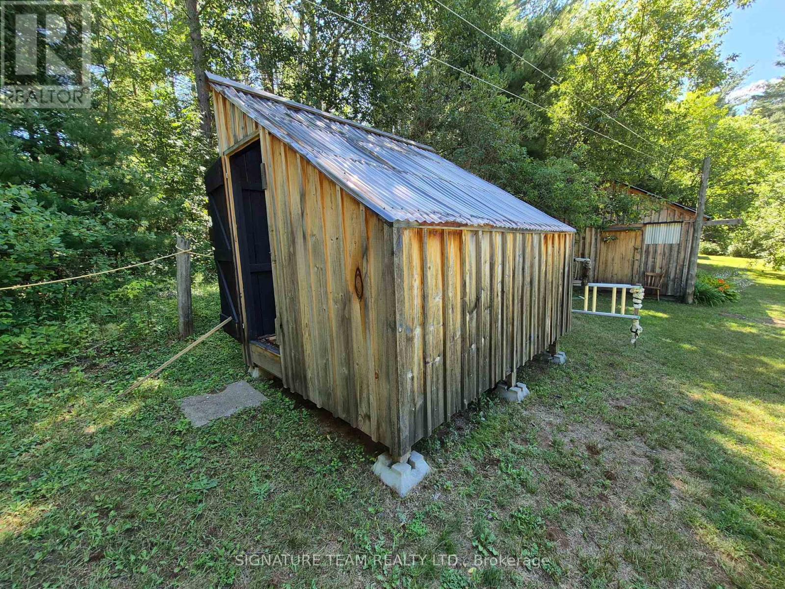 1703 DIVISION ROAD - Image 20