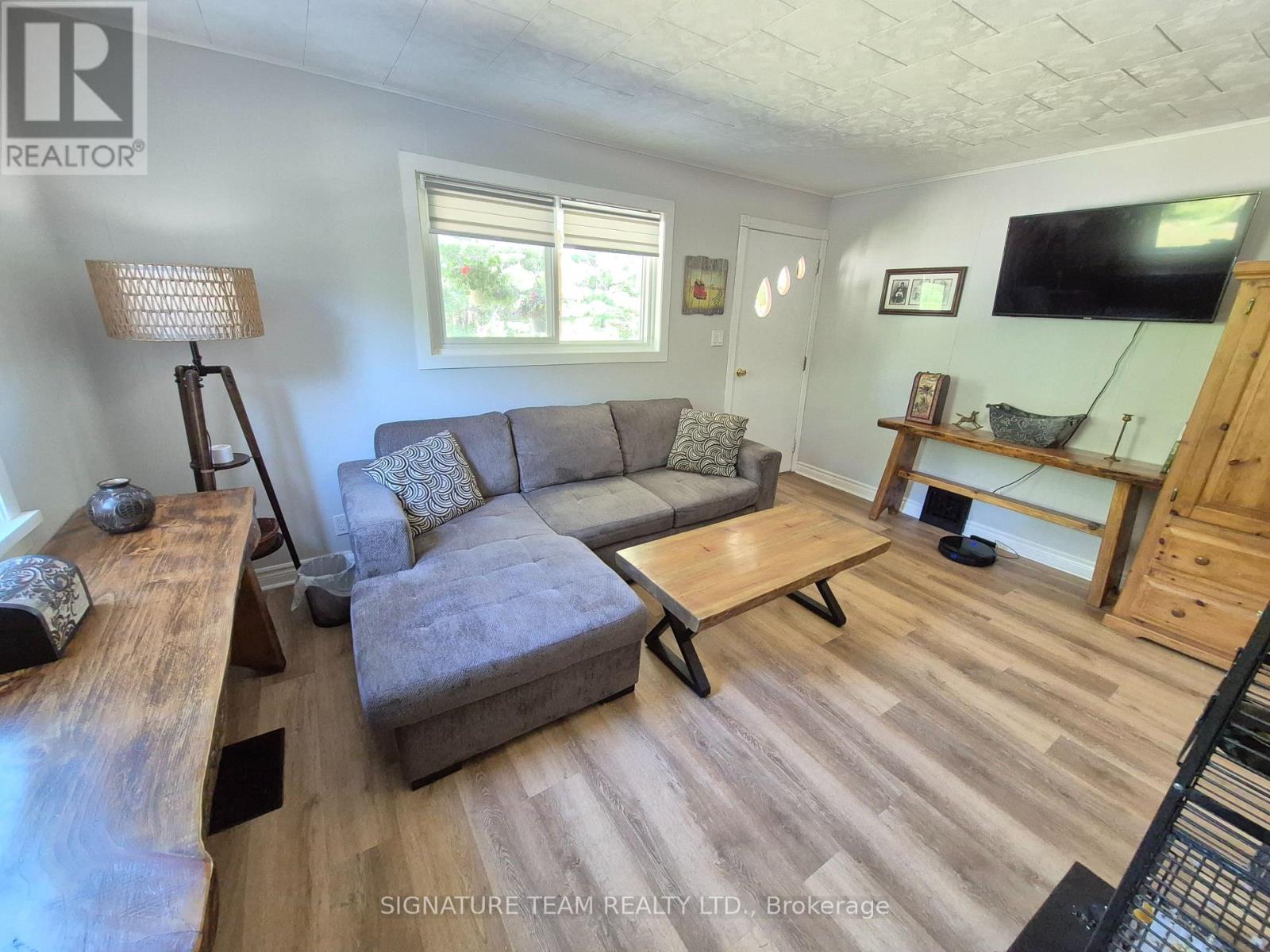 1703 DIVISION ROAD - Image 28