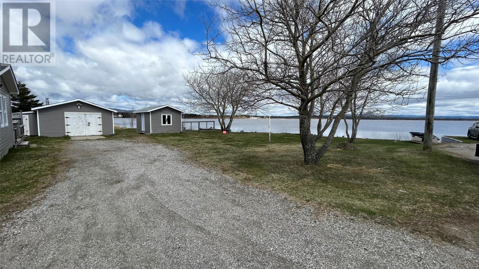 1 Lakeshore Drive thumbnail 22