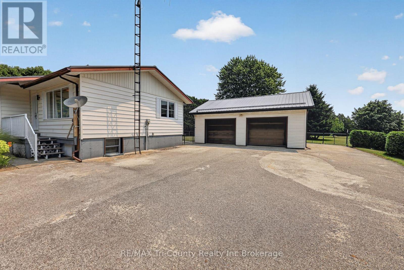 866 NORFOLK COUNTY ROAD 28 ROAD - 10