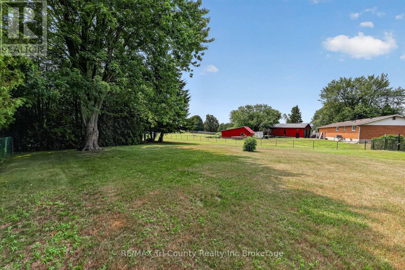 866 NORFOLK COUNTY ROAD 28 ROAD - 48