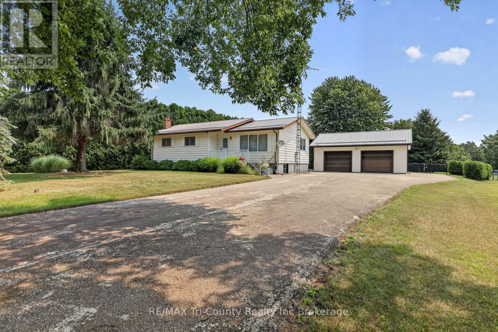 866 NORFOLK COUNTY ROAD 28 ROAD - 44