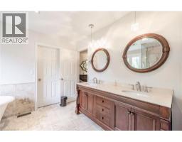 500 Blenheim Crescent, Oakville, ON L6J6P7 Photo 25