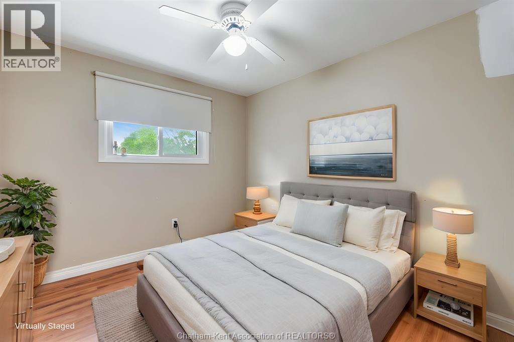 4 Donalda DRIVE - 16