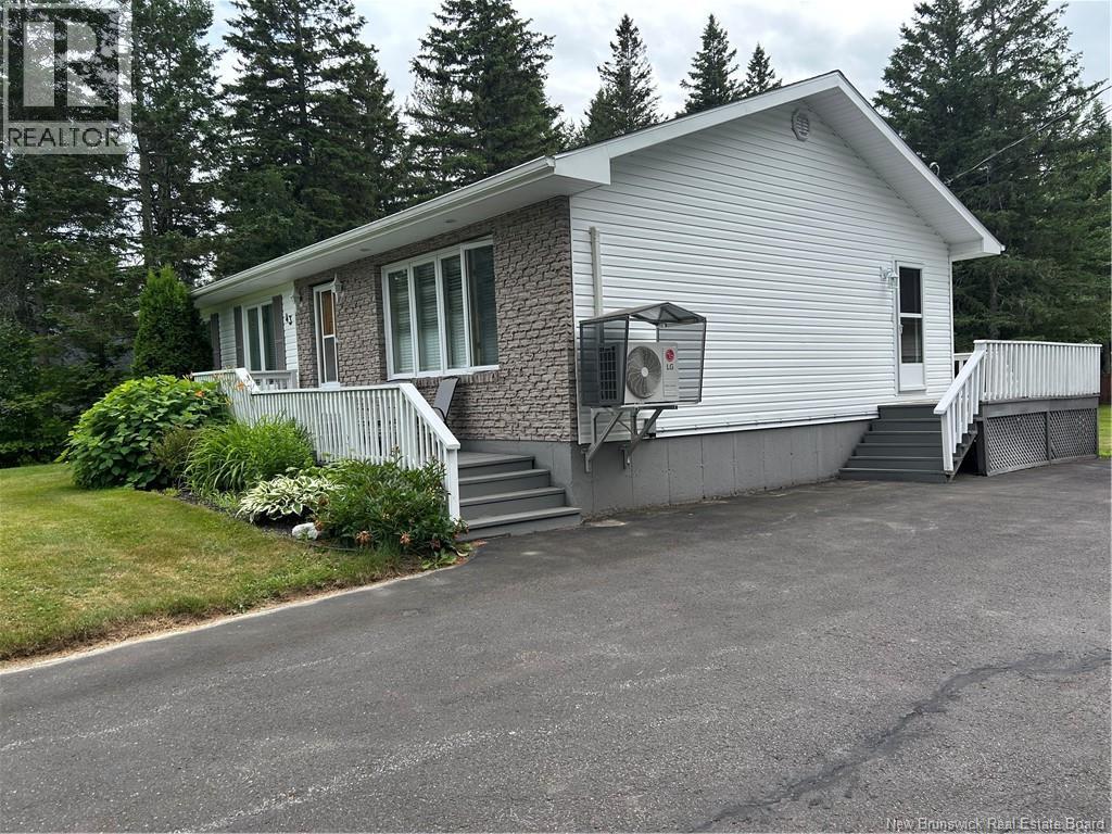 43 Chemin Alderwood - Image 2