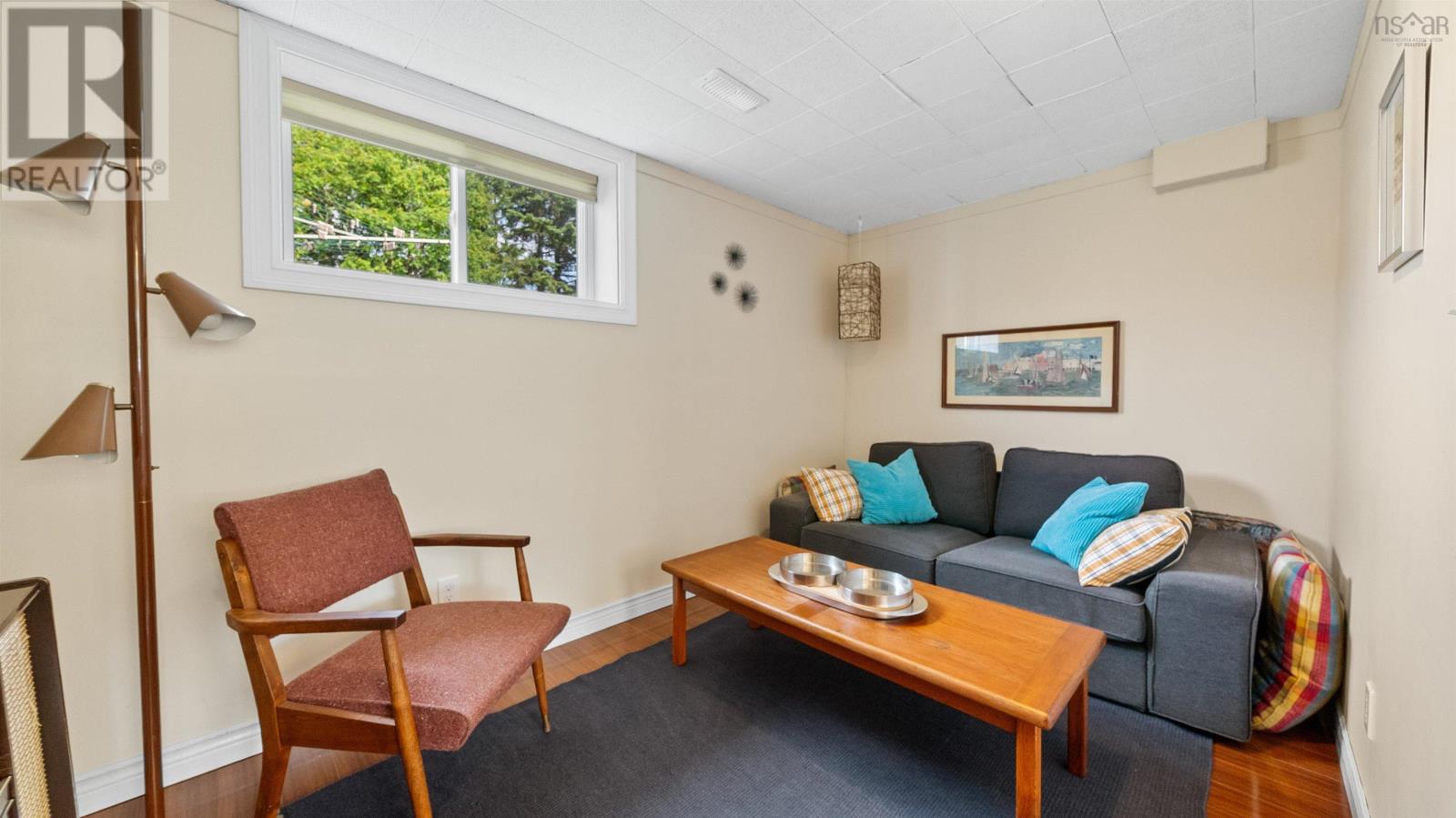 14 Ashgrove Avenue - 23
