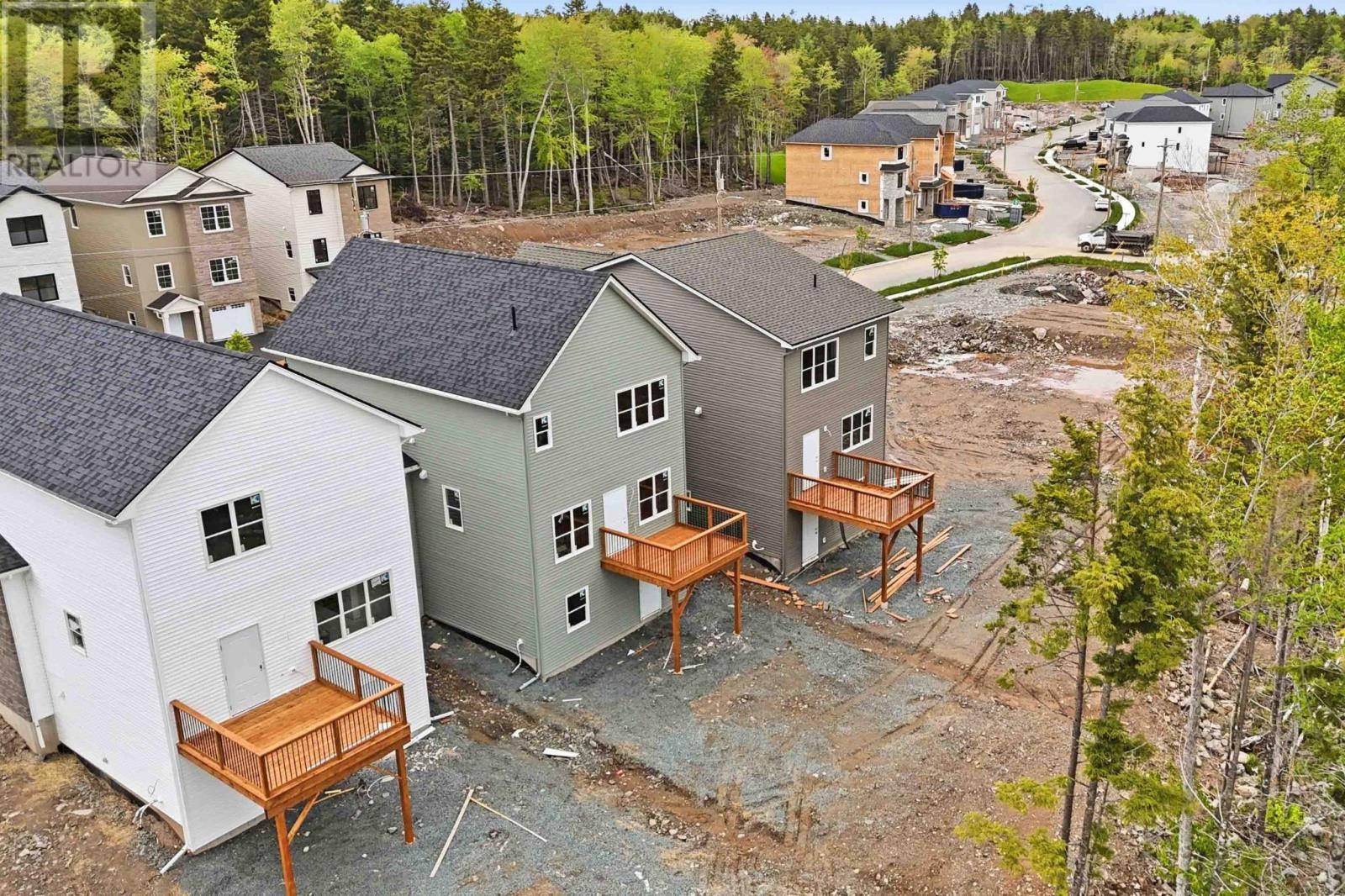GAR-49 11 Garvey Court - 3